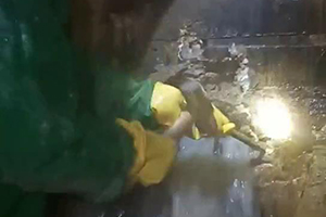 果洛消防水池堵漏施工视频